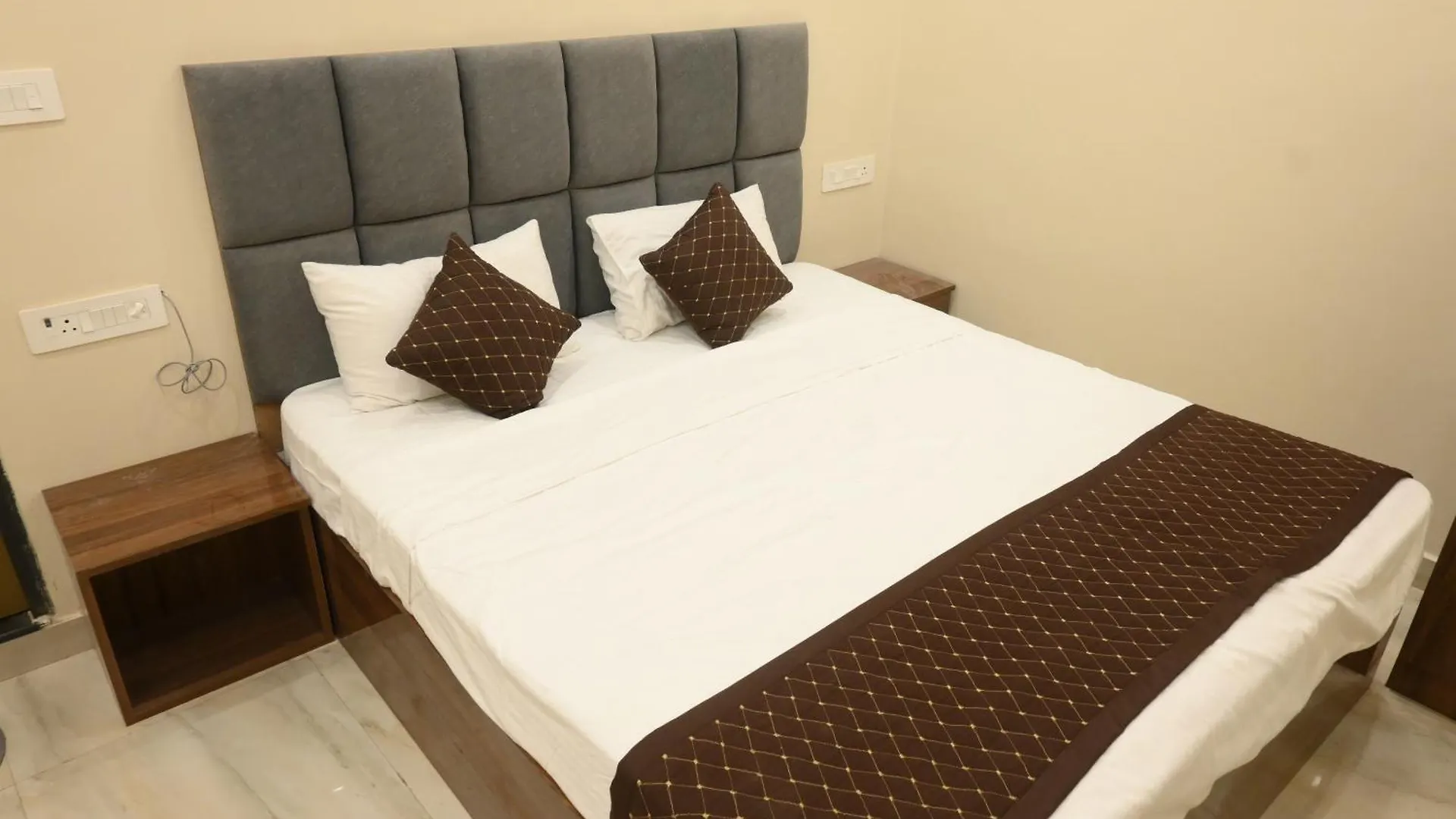 Szálloda Shree Hari Niwas P Guest House Váránaszi