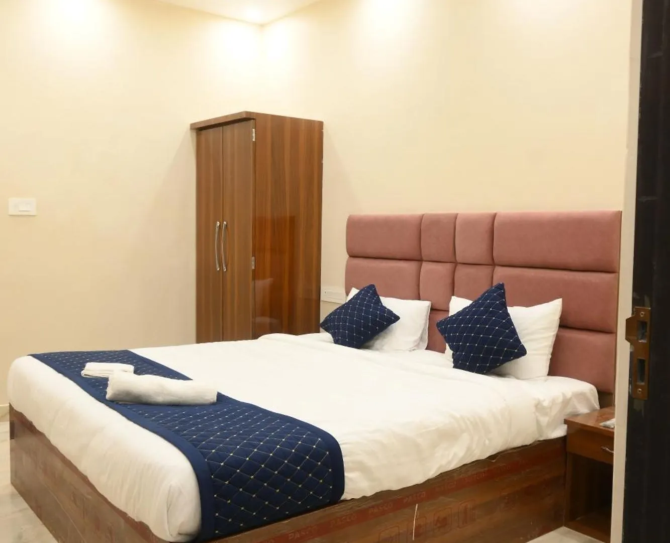 Shree Hari Niwas P Guest House Váránaszi 3*,